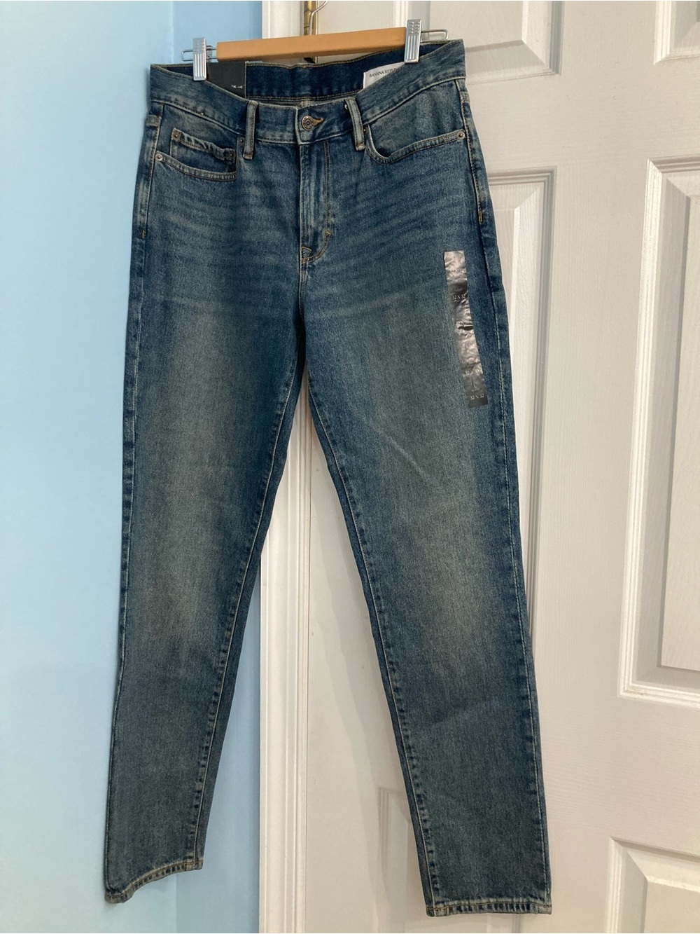 Banana Republic Men’s High-Rise Jeans in Medium Blue Wash